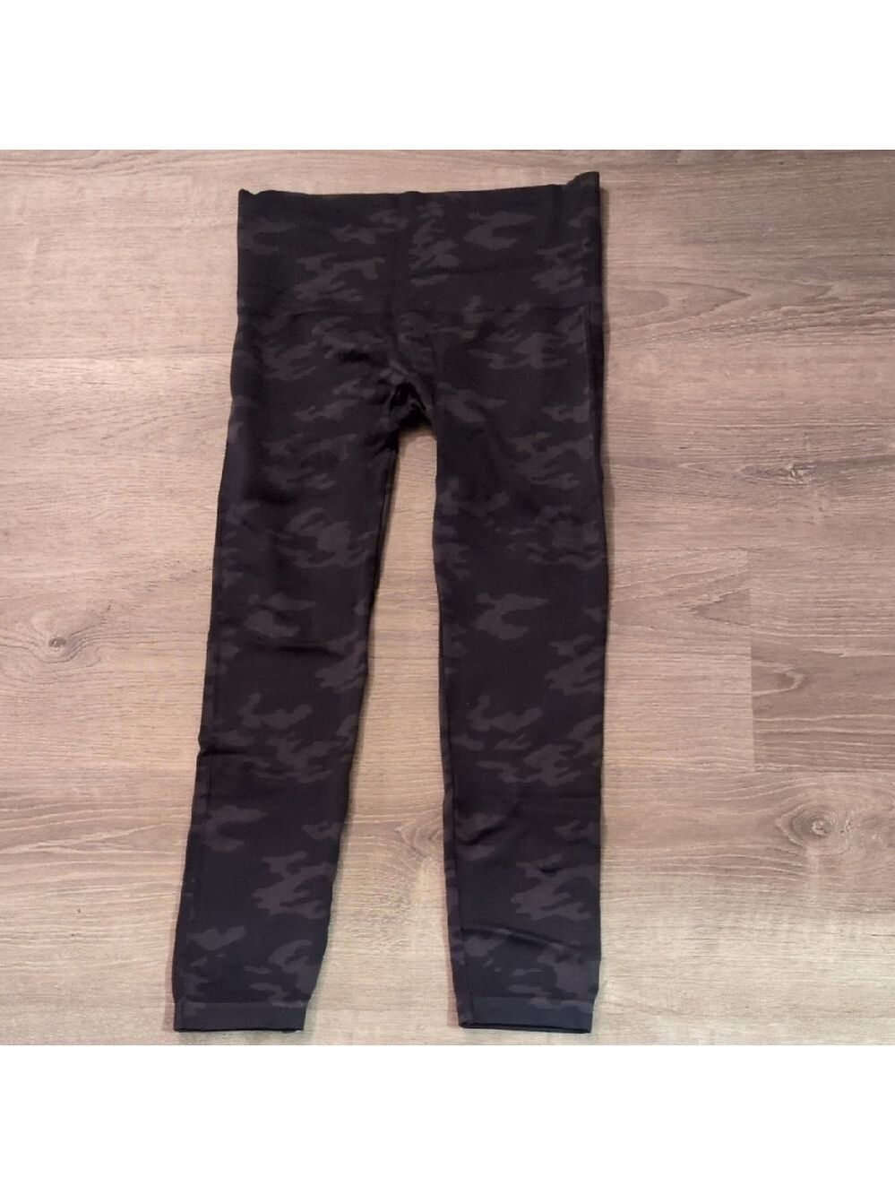 Spanx Seamless Camo Leggings Size 1X